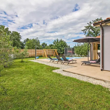 Vila Natascha In Pamici - Haus Fuer 6 Personen *